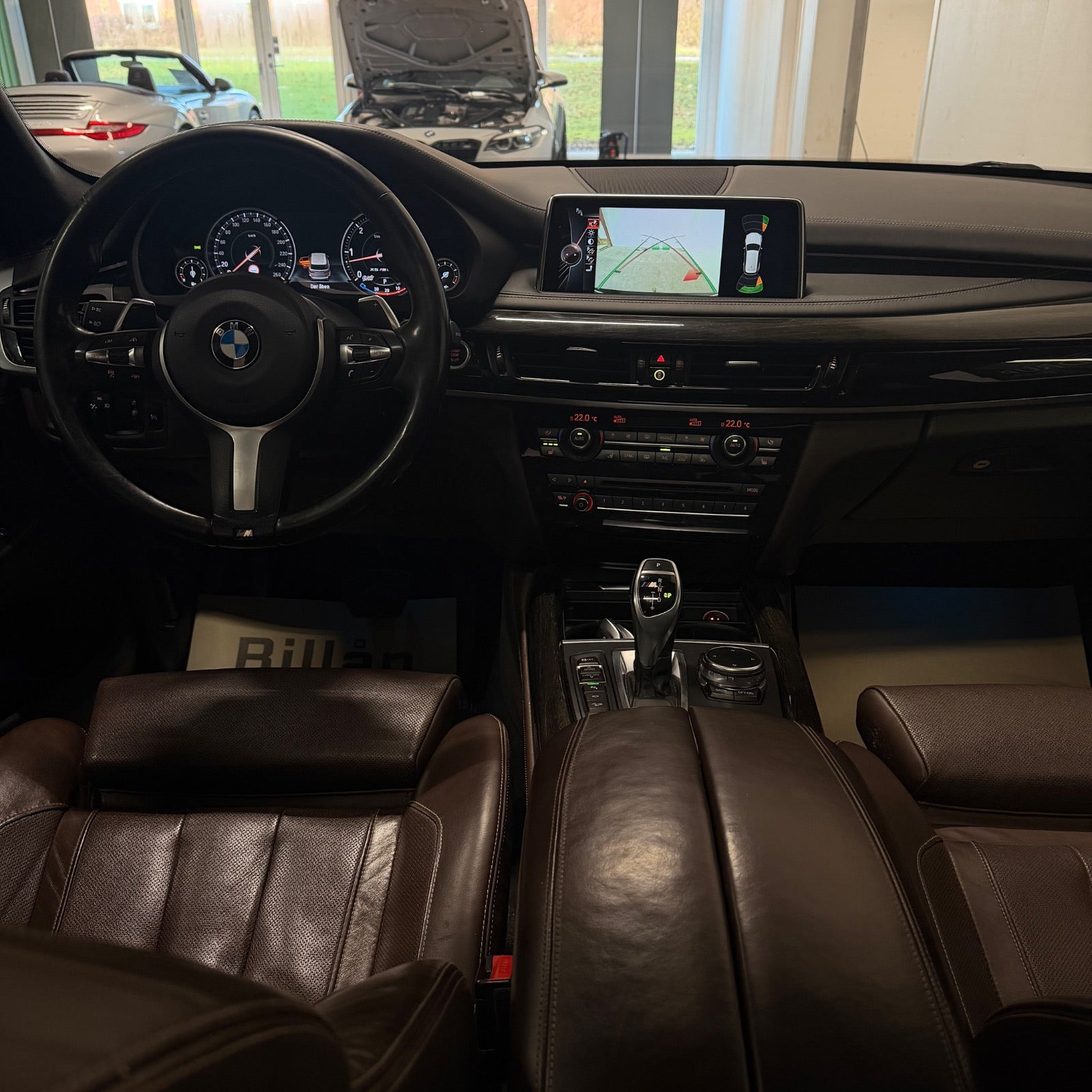 Sort BMW X5 fra 2016