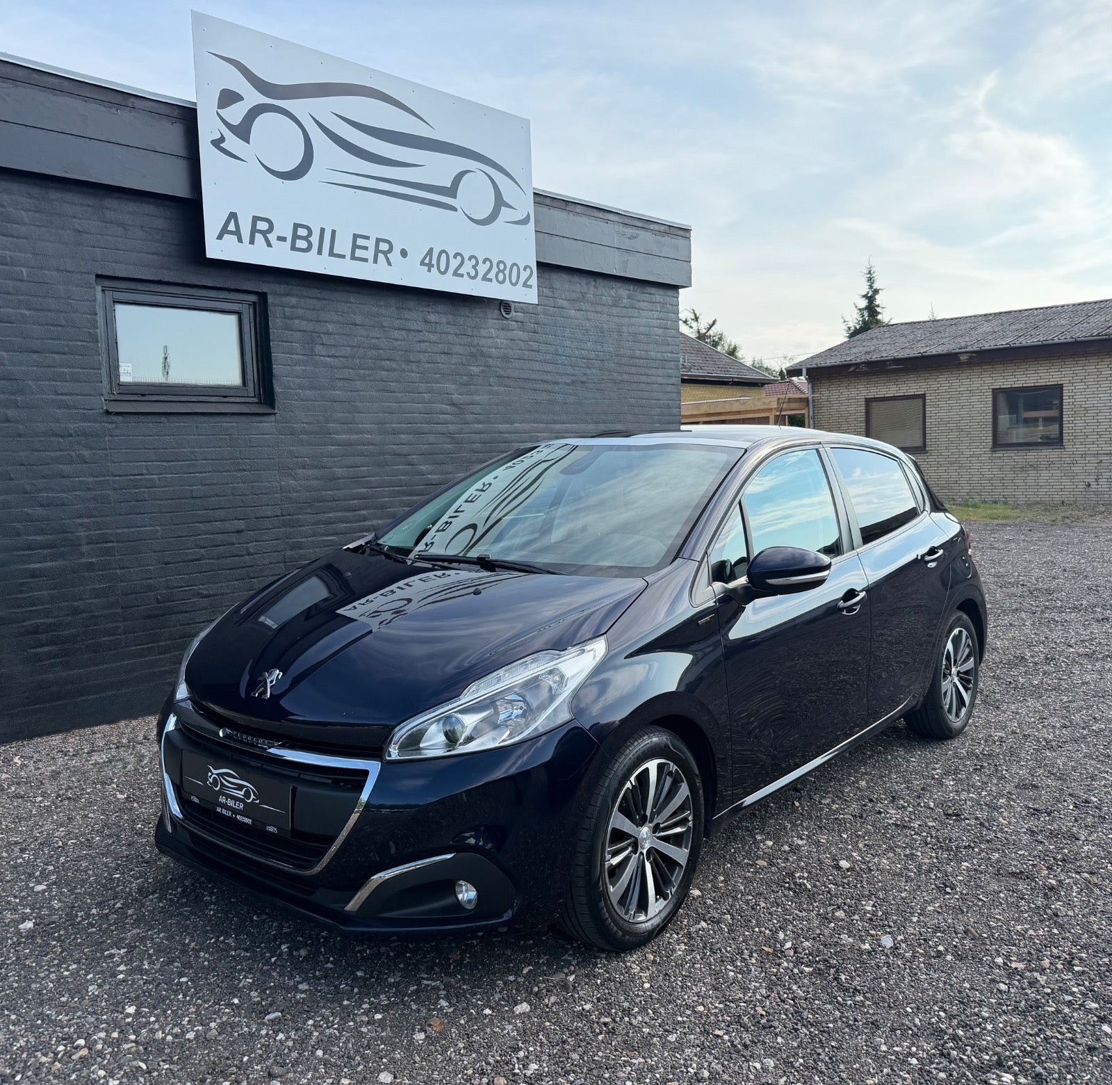 Peugeot 208 1,5 BlueHDi 100 Signature Sky