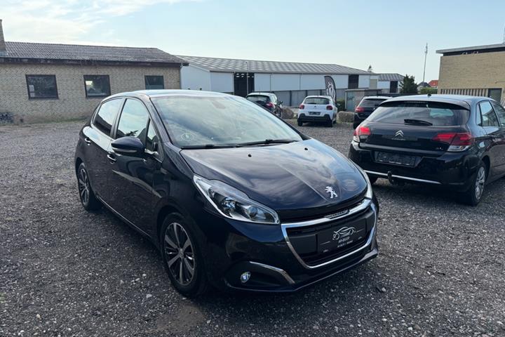 undefined Peugeot 208 fra 2018