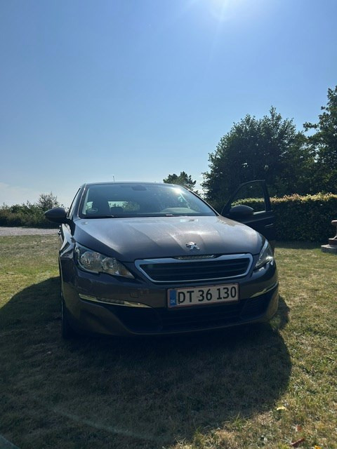 Peugeot 308 1.2 e-THP 110 hk 5D