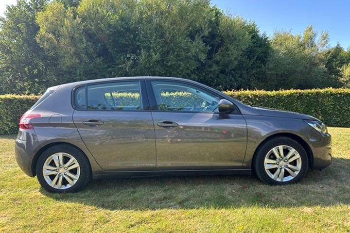 undefined Peugeot 308 fra 2016