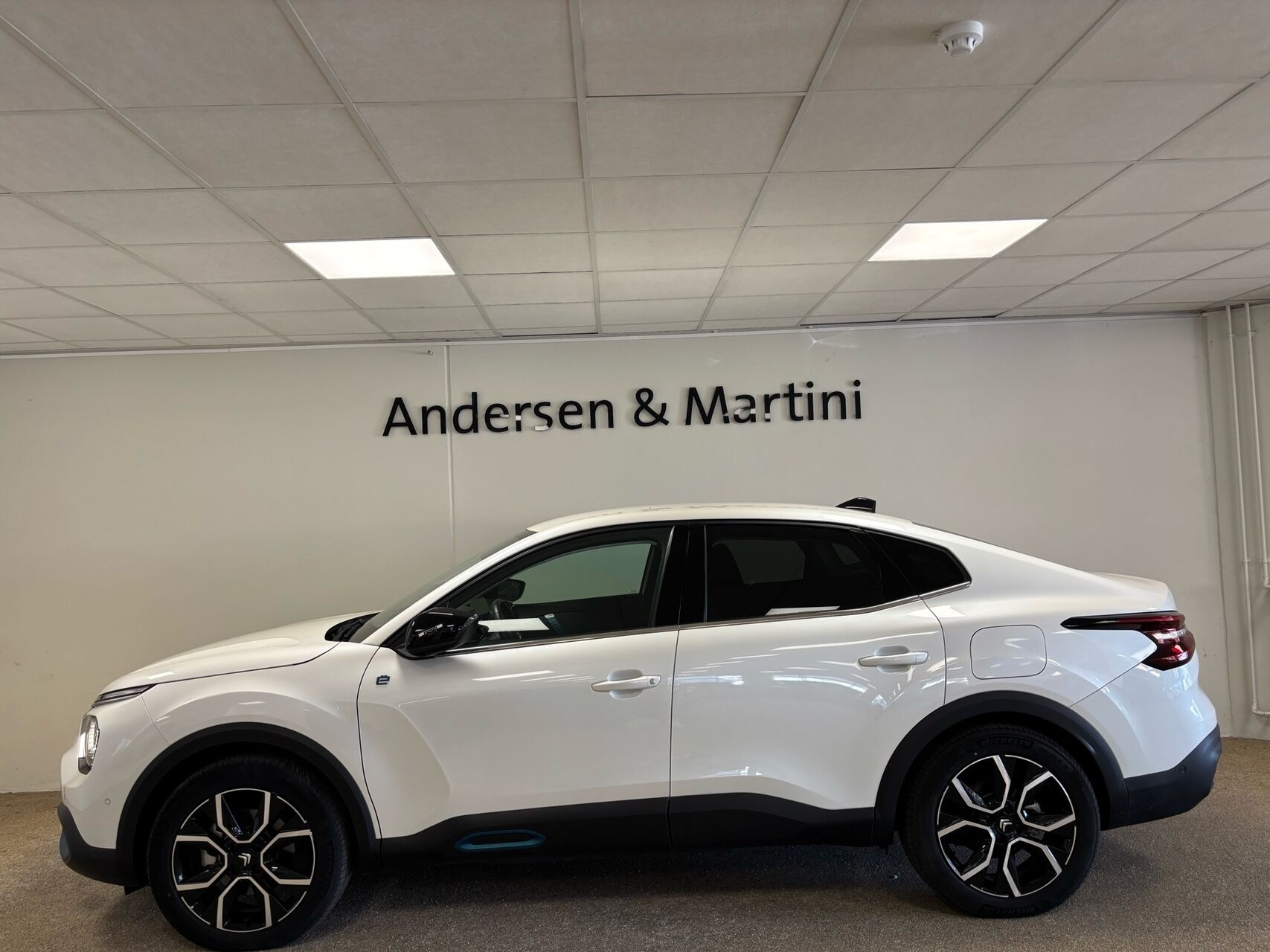 Hvid Citroën ë-C4 X fra 2022