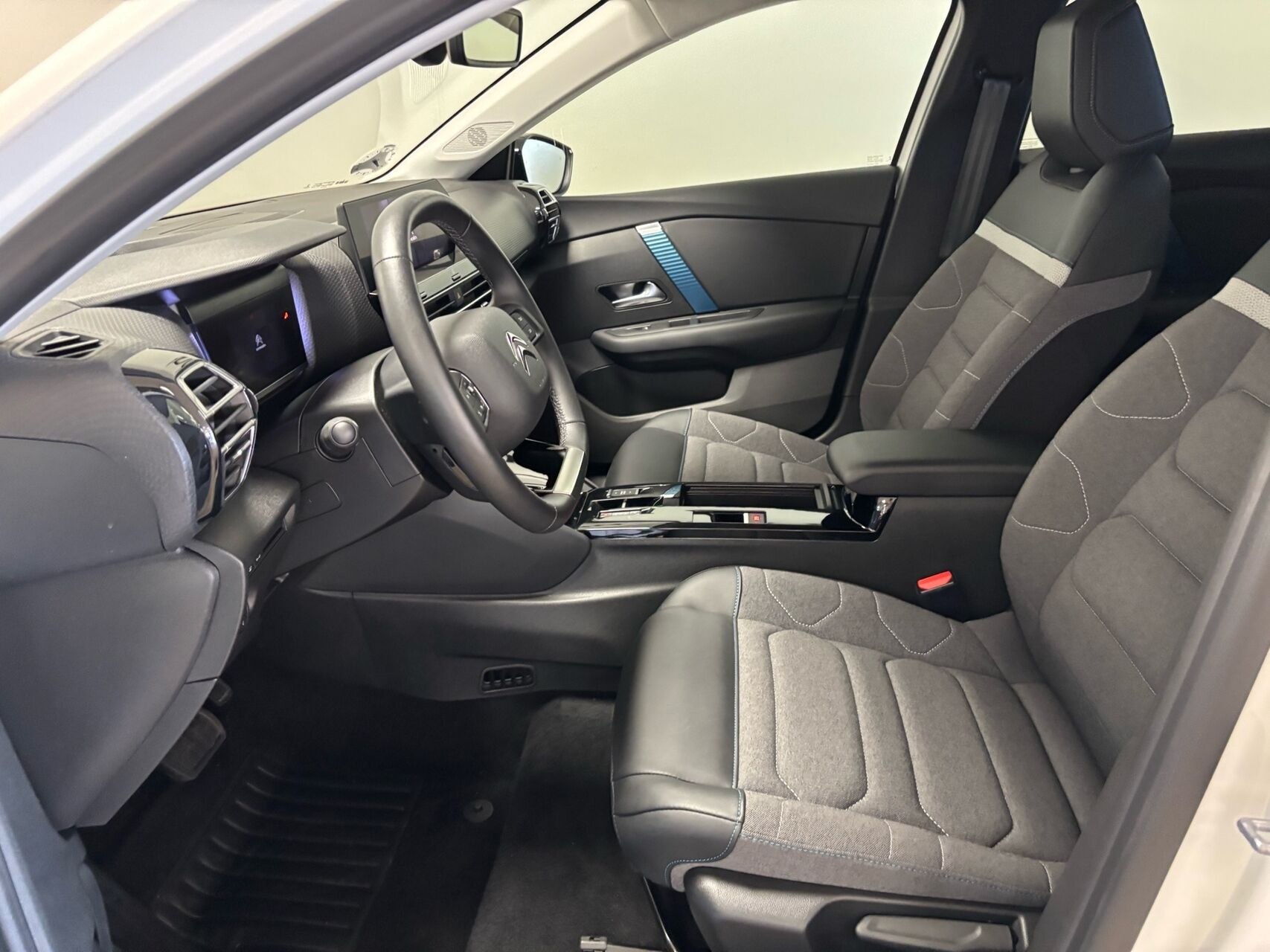 Hvid Citroën ë-C4 X fra 2022