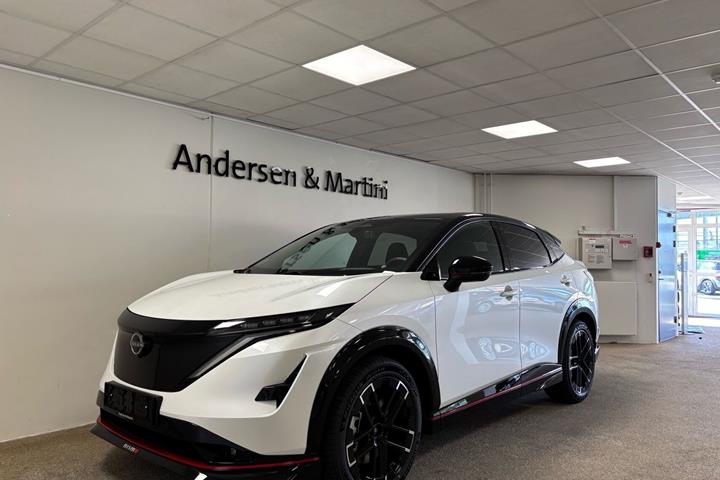 Hvid Nissan Ariya fra 2026