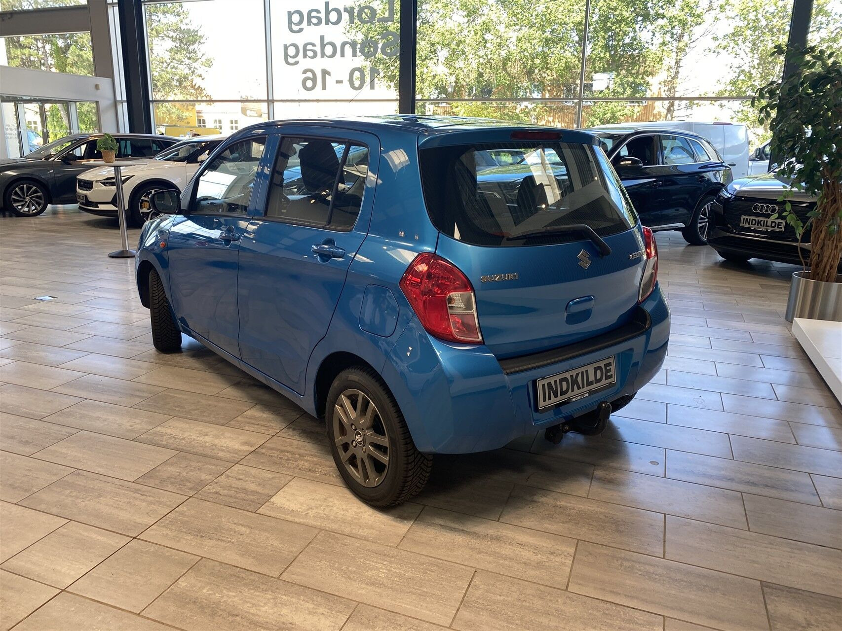 Blå Suzuki Celerio fra 2017