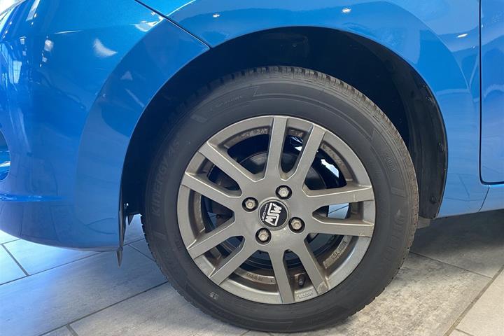 Blå Suzuki Celerio fra 2017