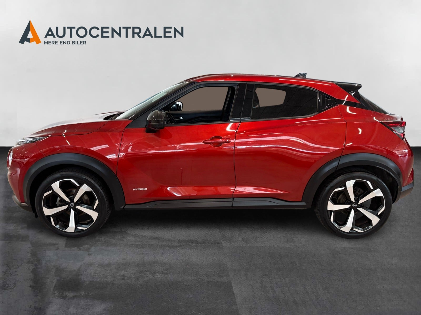 Rød Nissan Juke fra 2023
