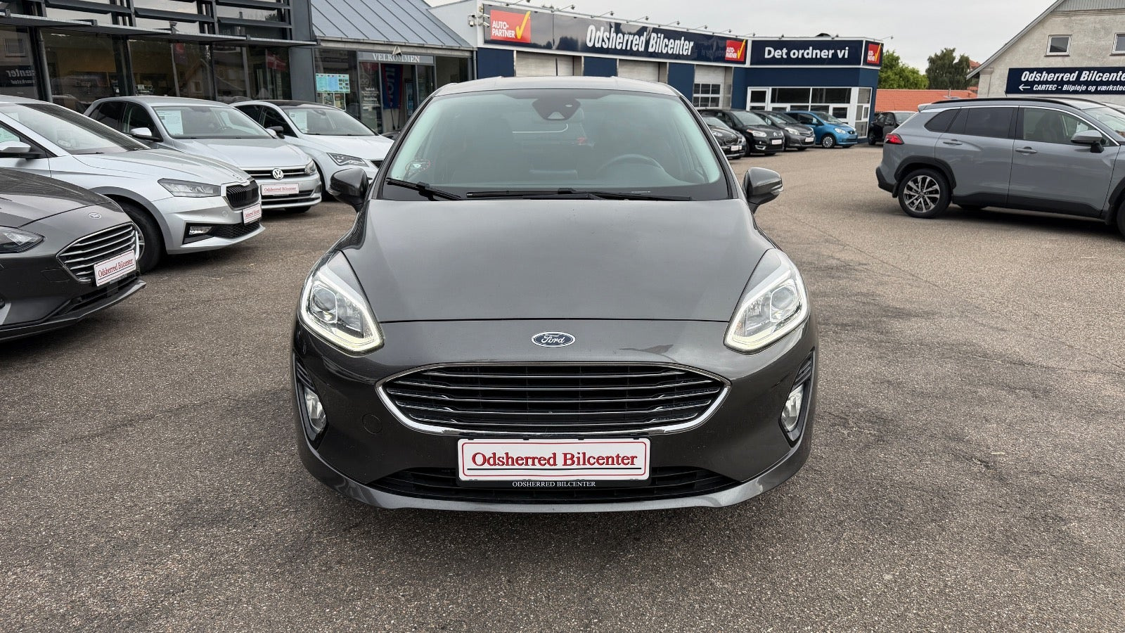 Grå Ford Fiesta fra 2018