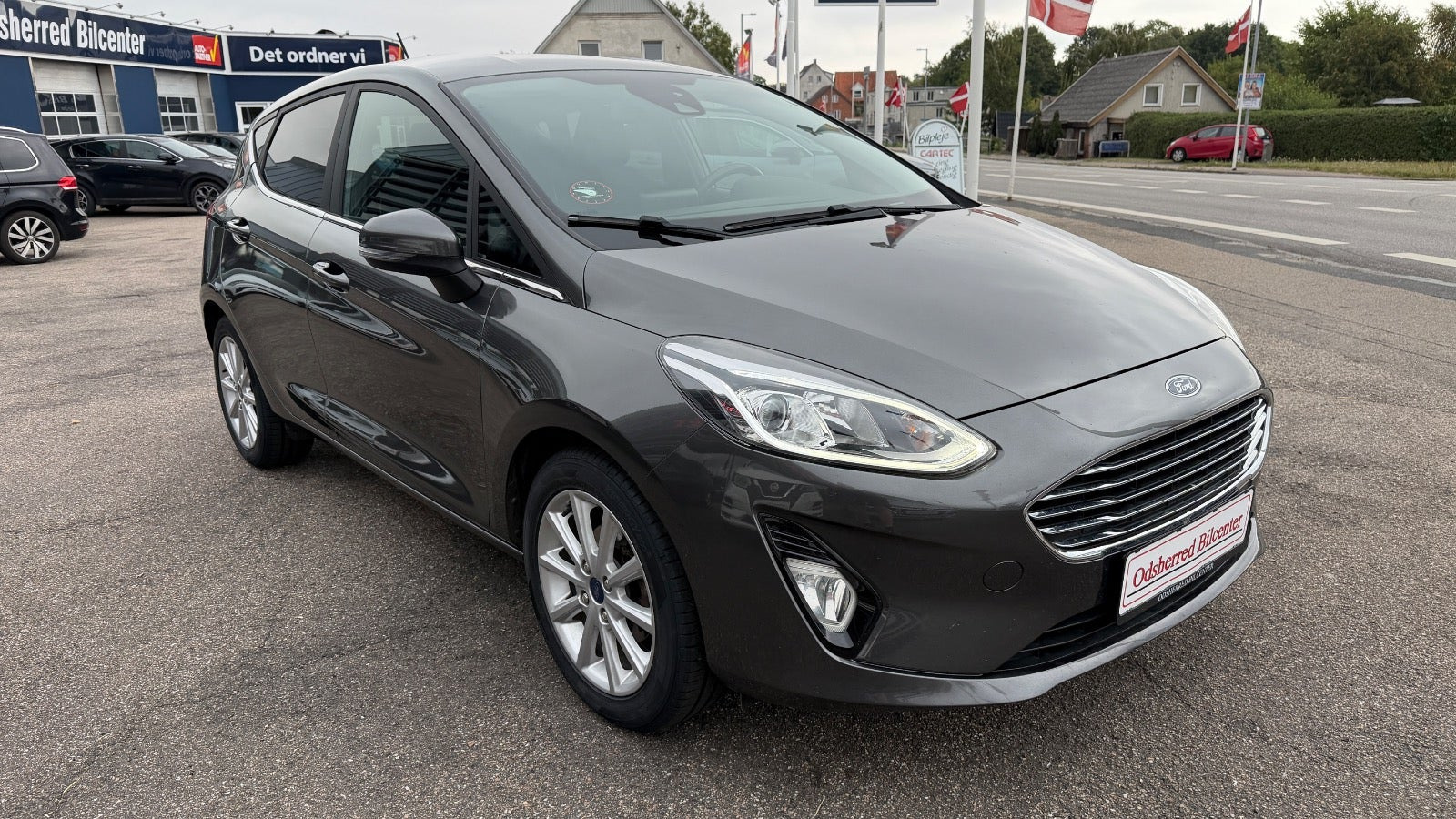 Grå Ford Fiesta fra 2018