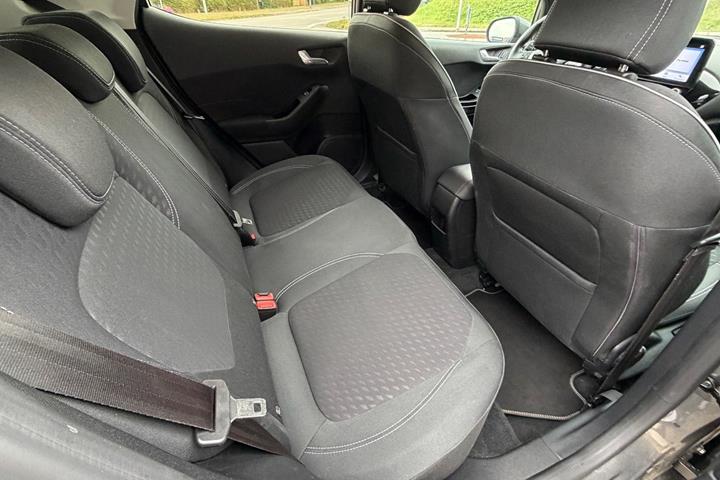 Grå Ford Fiesta fra 2018