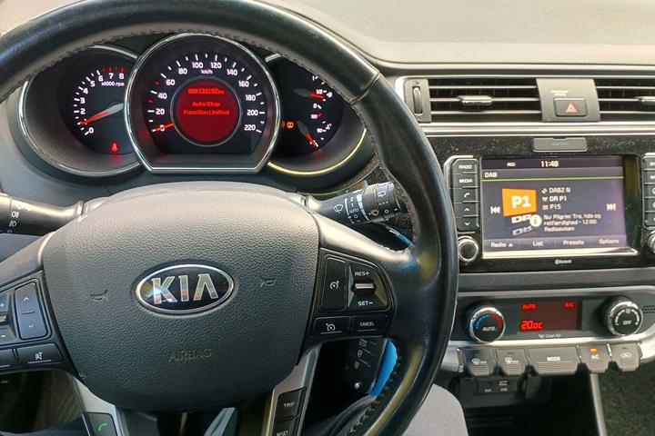 Sort Kia Rio fra 2016