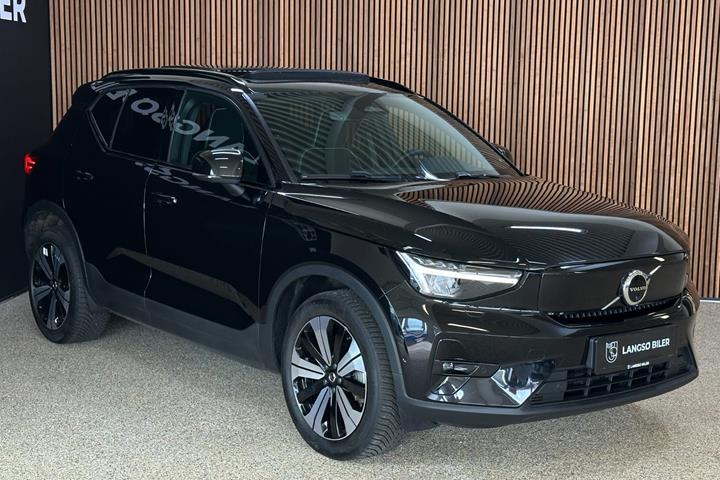 Sort Volvo XC40 fra 2023