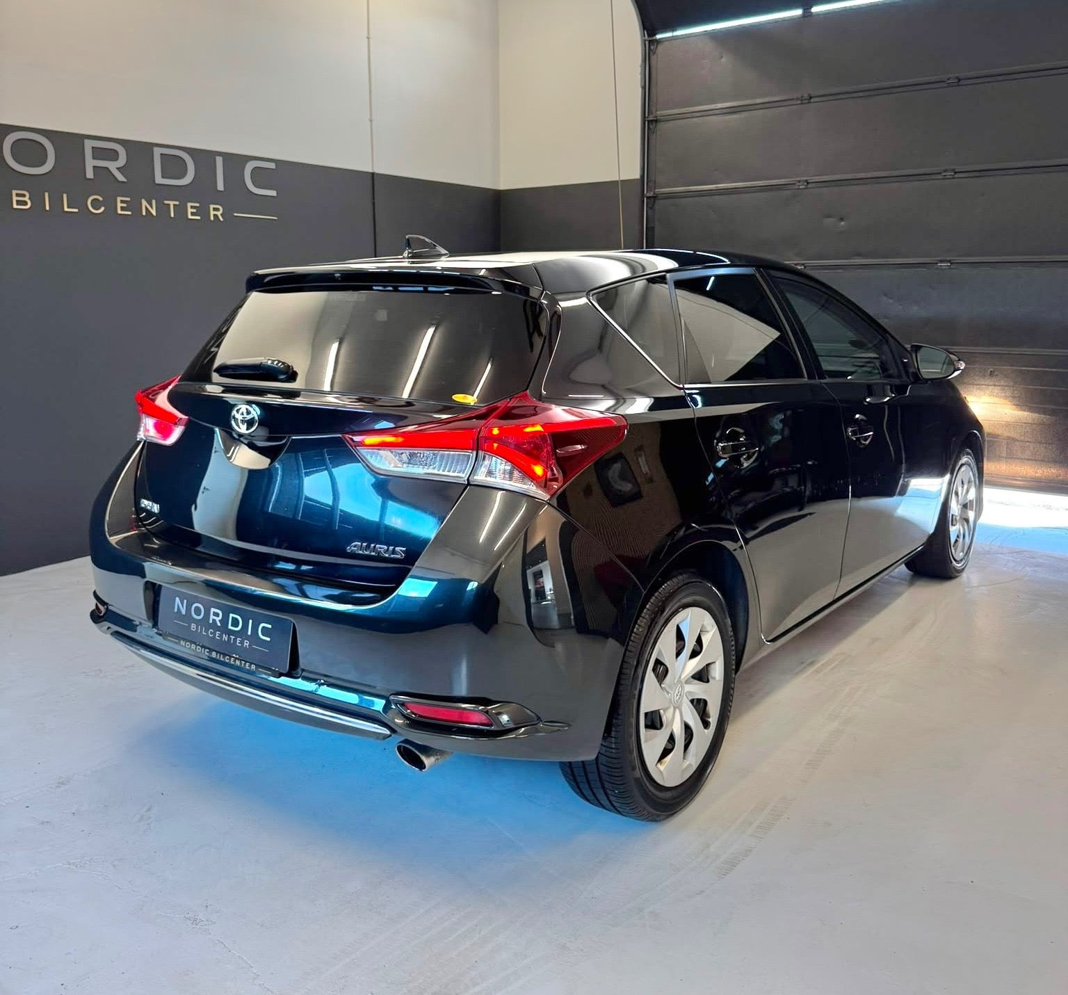 undefined Toyota Auris fra 2016