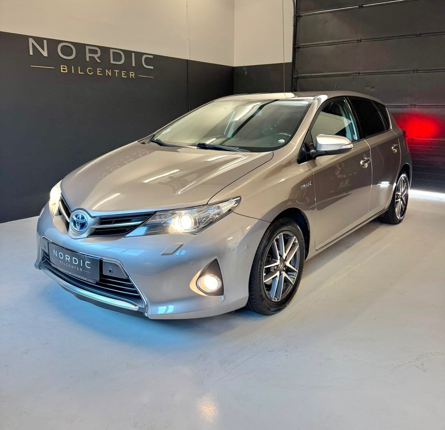 Toyota Auris 1,8 Hybrid H2 Premium CVT
