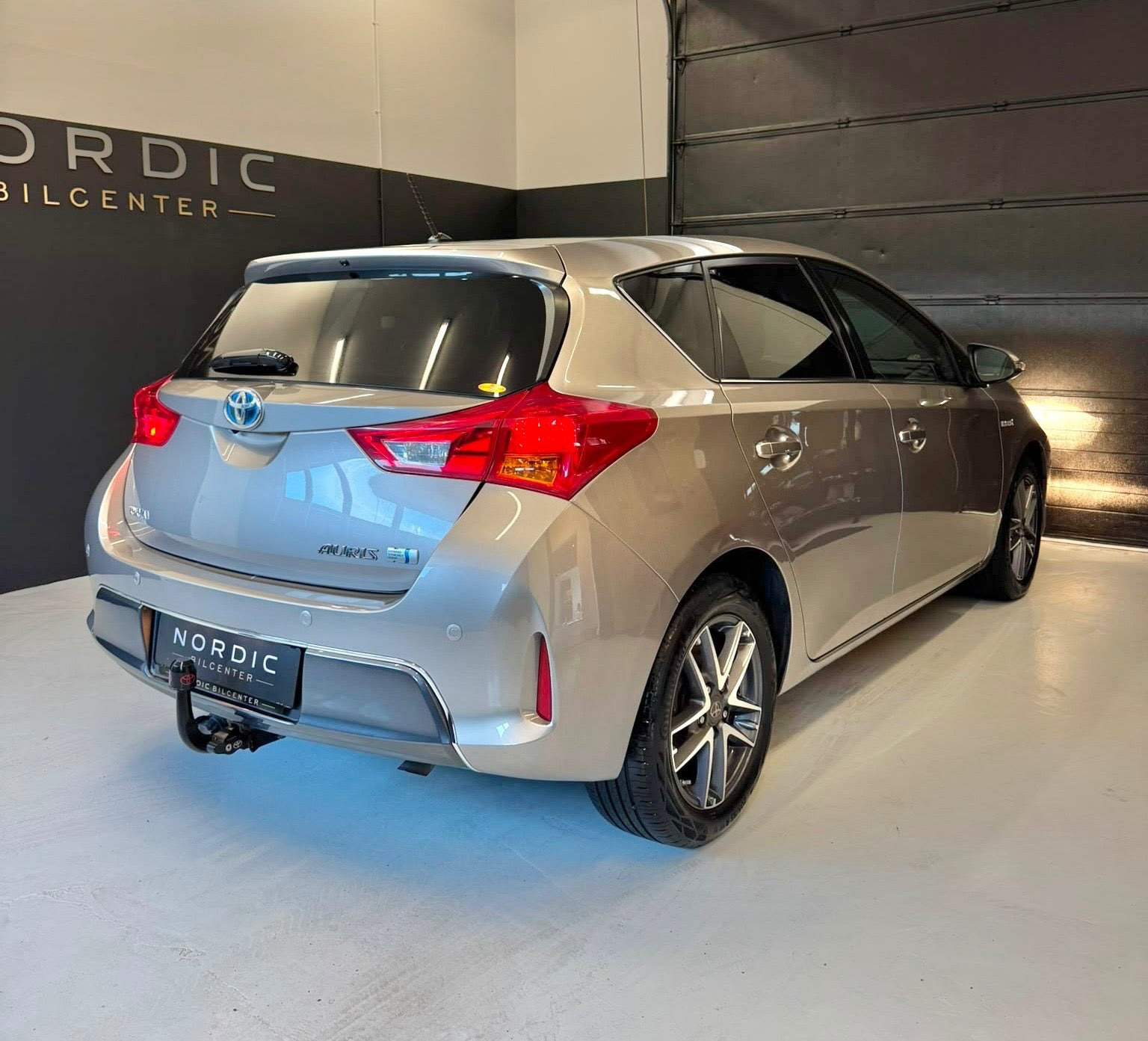 undefined Toyota Auris fra 2015