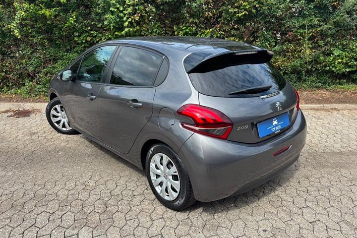 undefined Peugeot 208 fra 2018