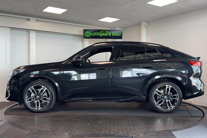 Sort BMW iX2 fra 2026