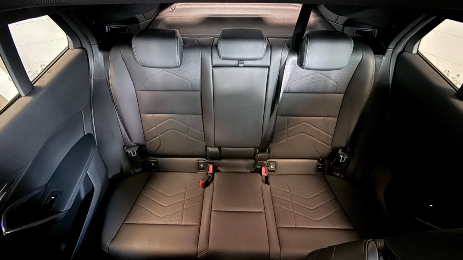 Sort BMW iX2 fra 2026