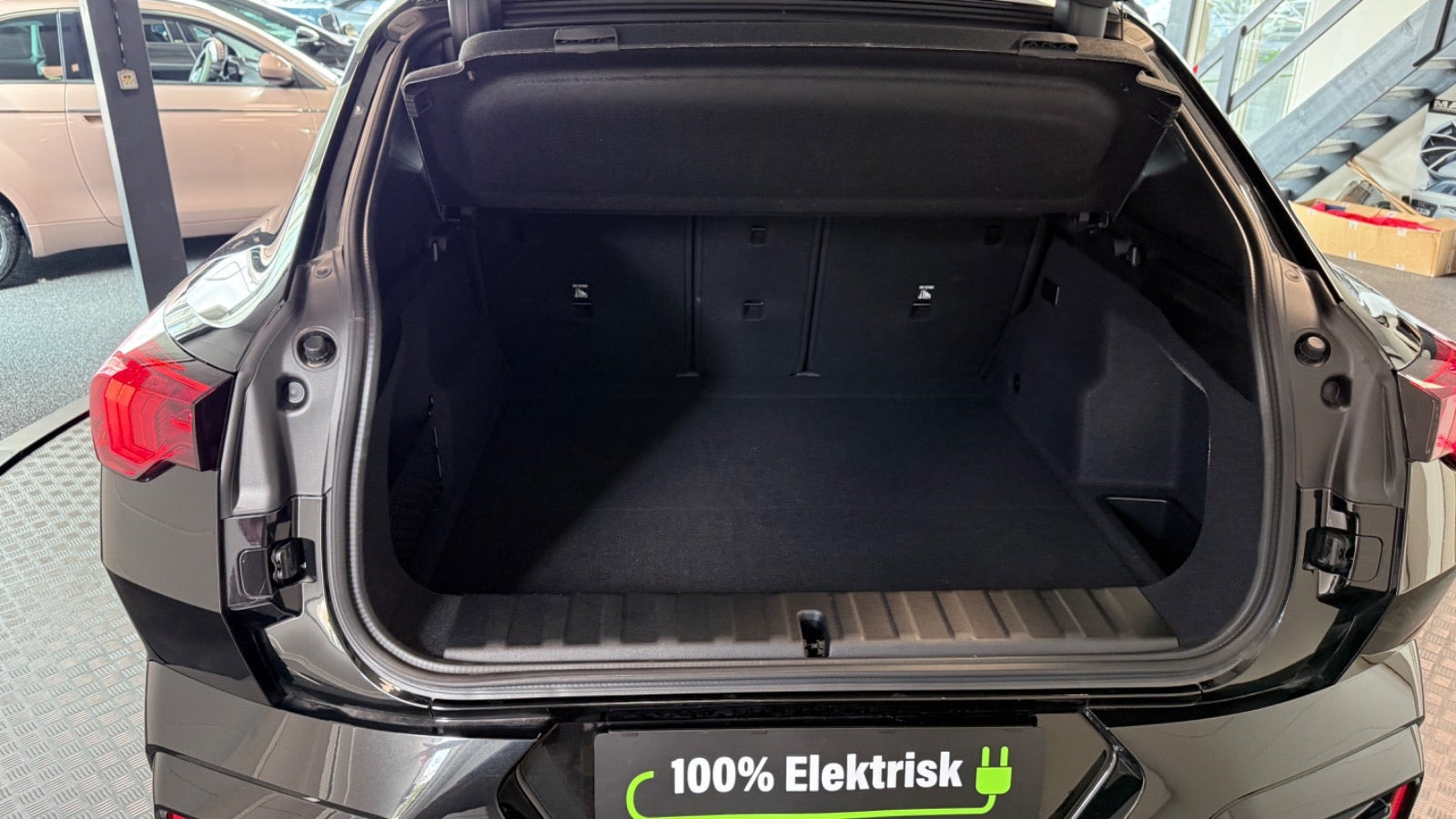 Sort BMW iX2 fra 2026