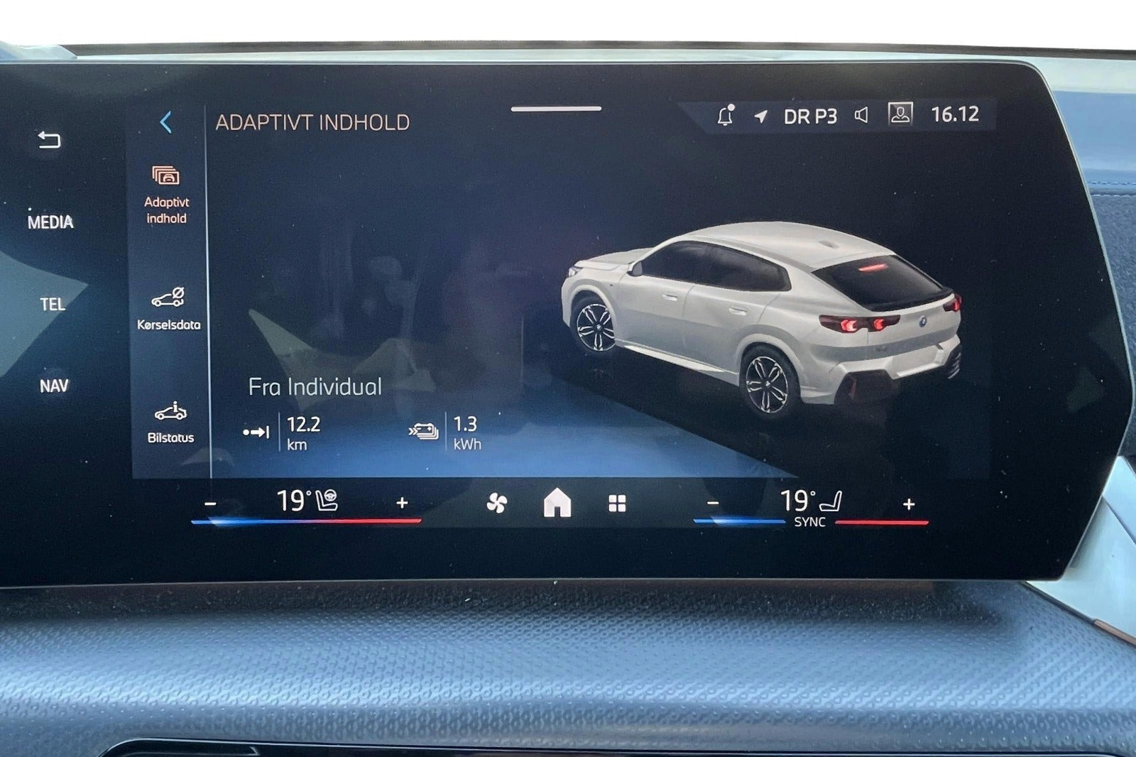 Hvid BMW iX2 fra 2025