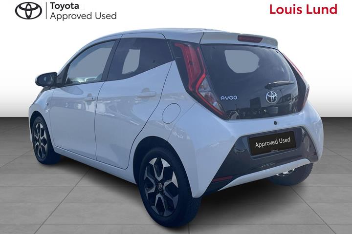Hvid Toyota Aygo fra 2020