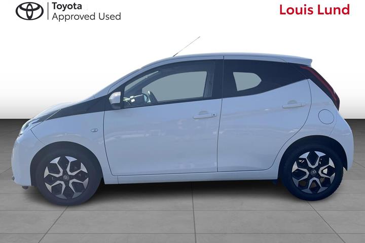Hvid Toyota Aygo fra 2020
