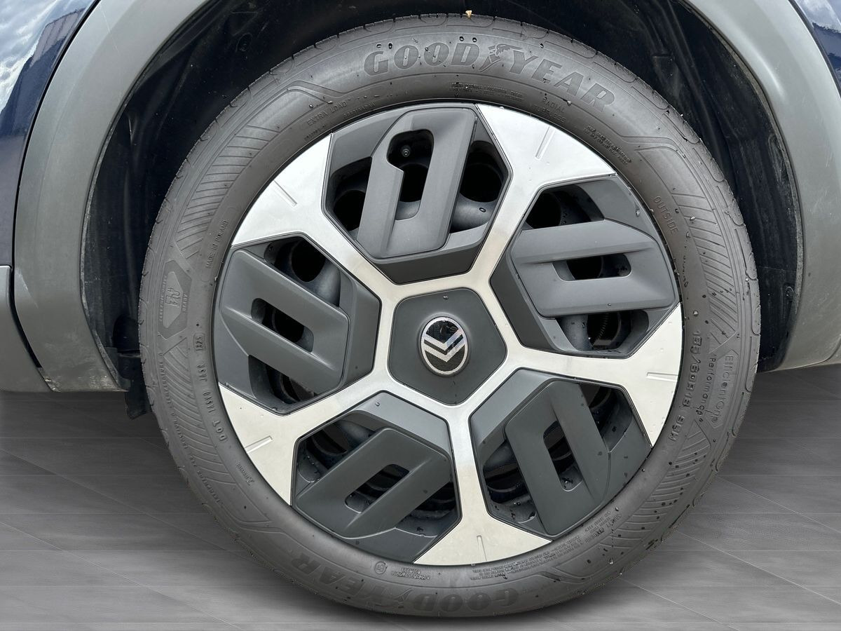 Blå Citroën ë-C4 X fra 2025