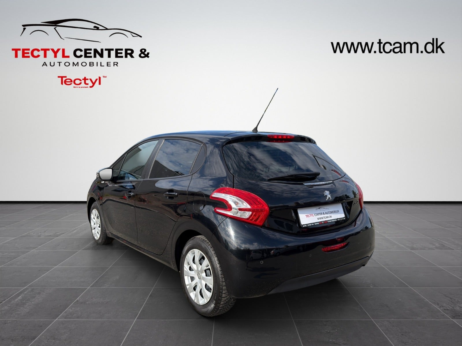Sort Peugeot 208 fra 2014