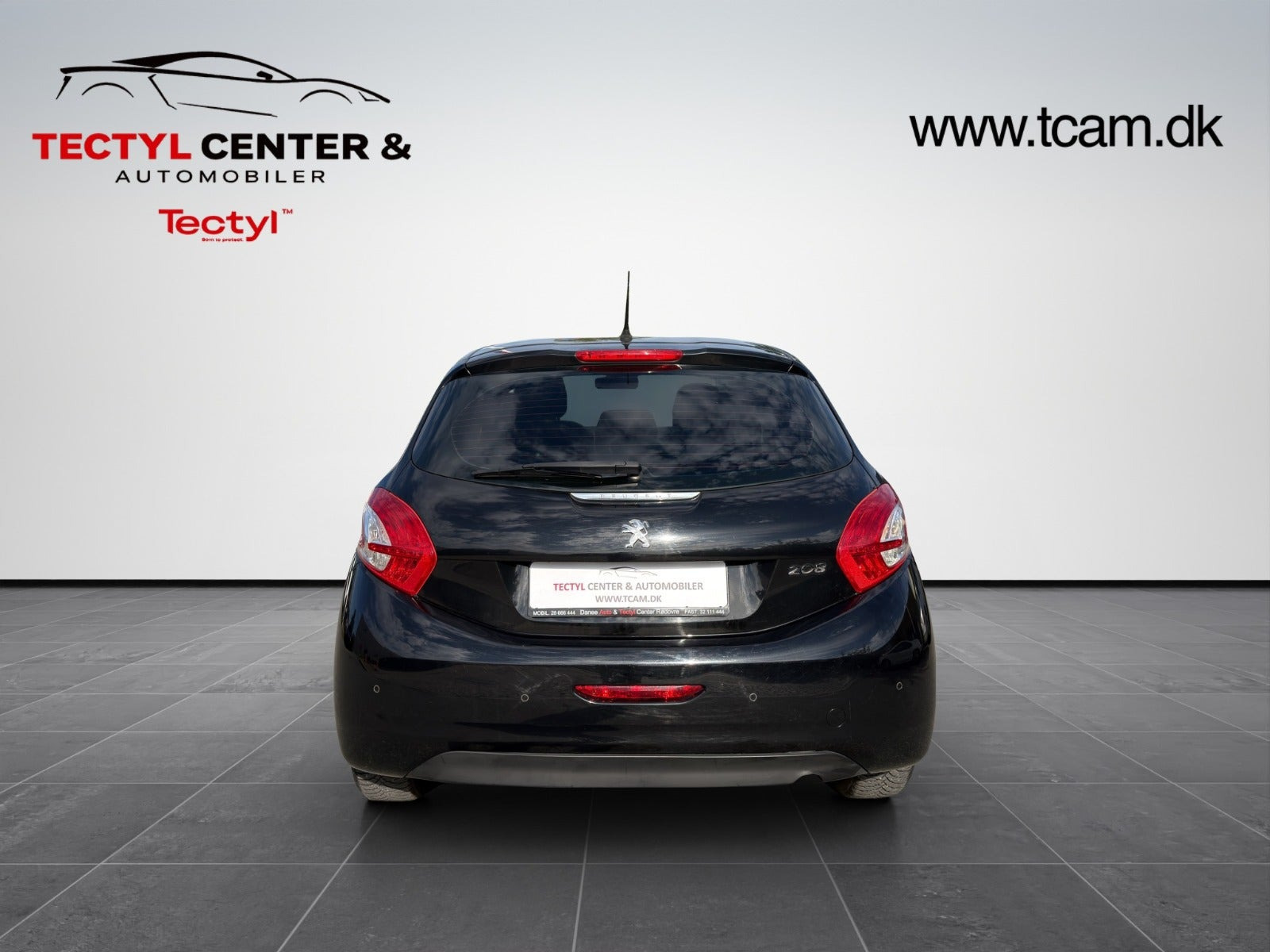Sort Peugeot 208 fra 2014