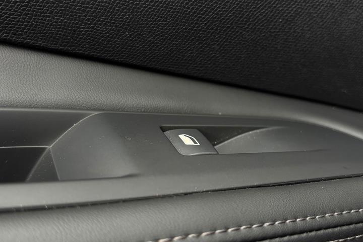 undefined Peugeot 3008 fra 2017