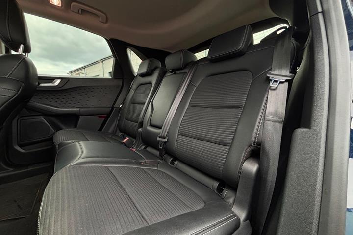 undefined Ford Kuga fra 2020