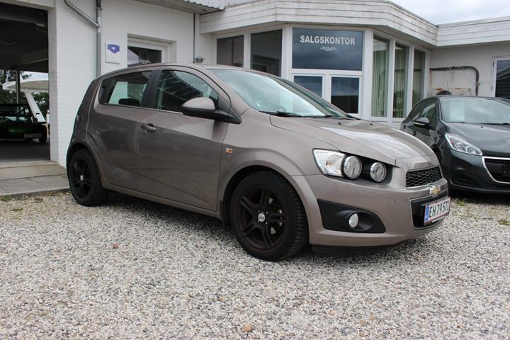 Brun Chevrolet Aveo fra 2012