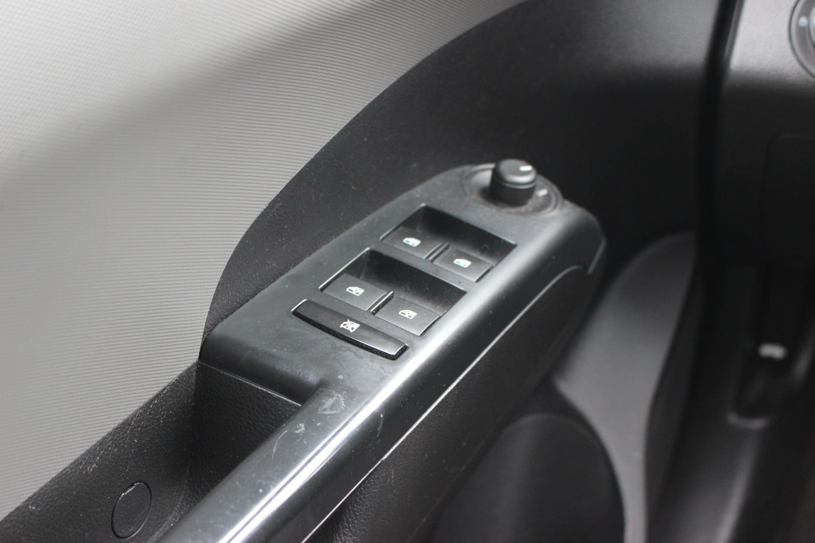 Brun Chevrolet Aveo fra 2012