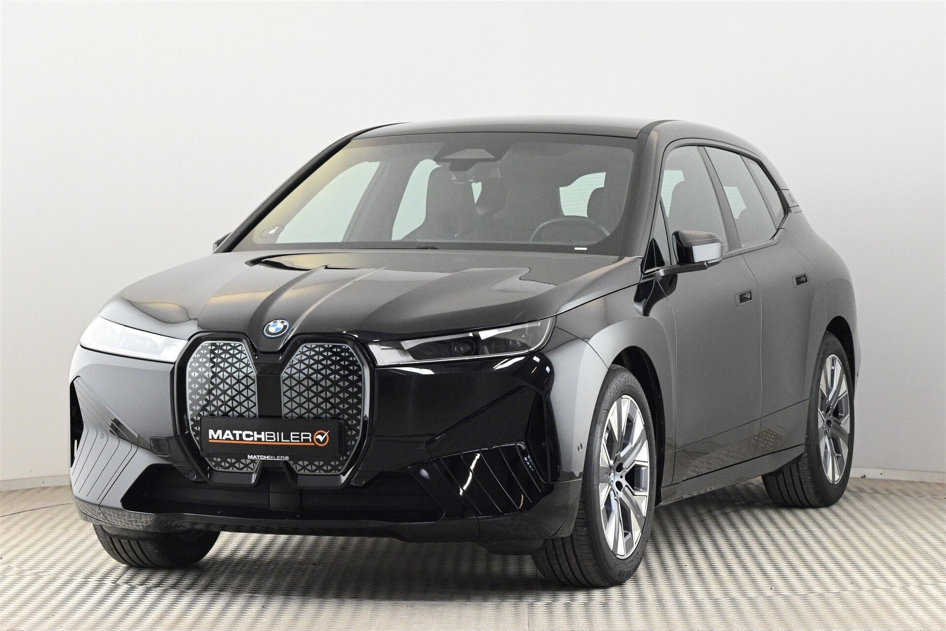 Sort BMW iX fra 2024