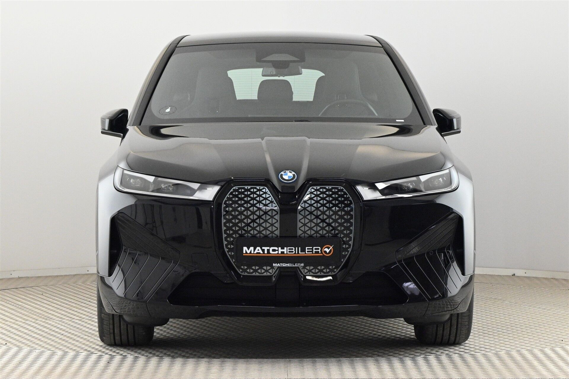 Sort BMW iX fra 2024
