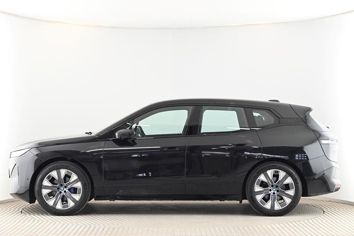 Sort BMW iX fra 2024