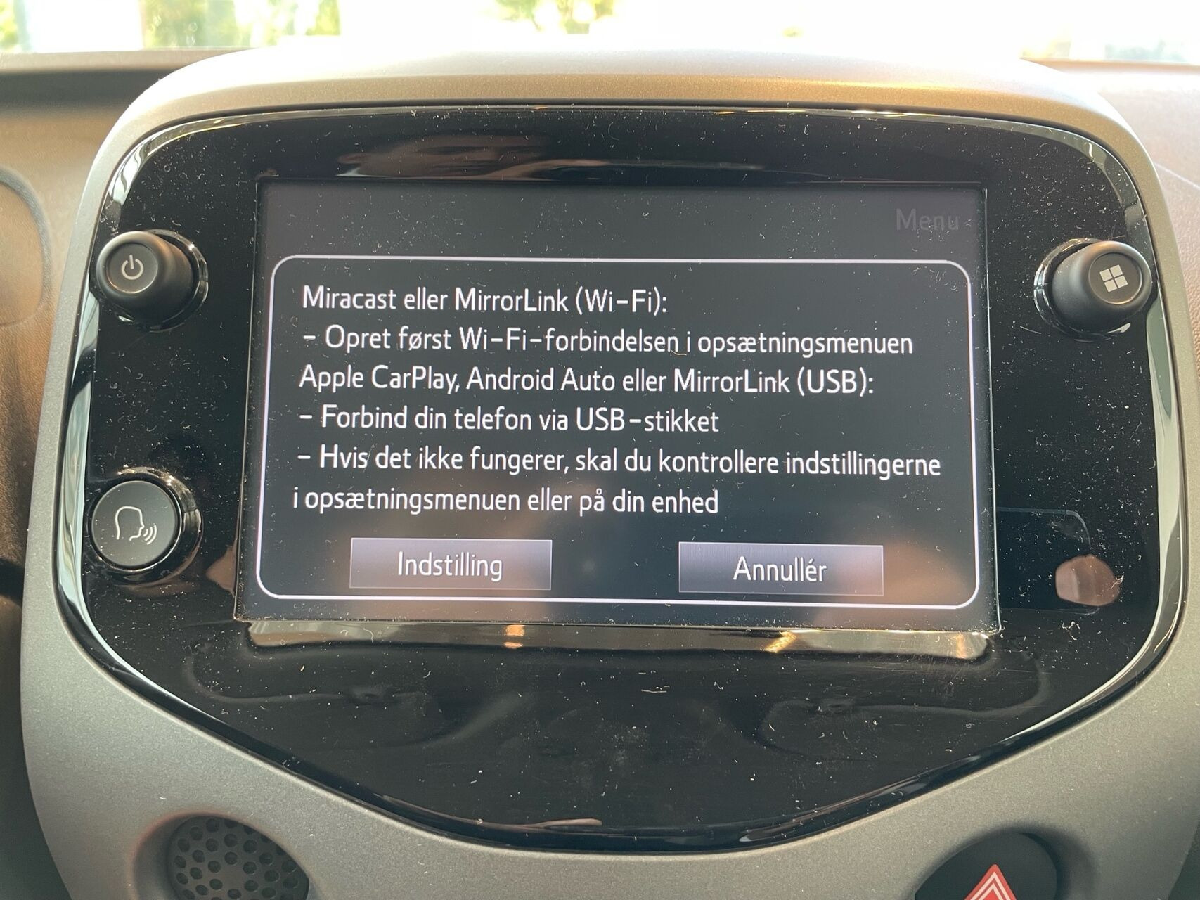 Grå Toyota Aygo fra 2020