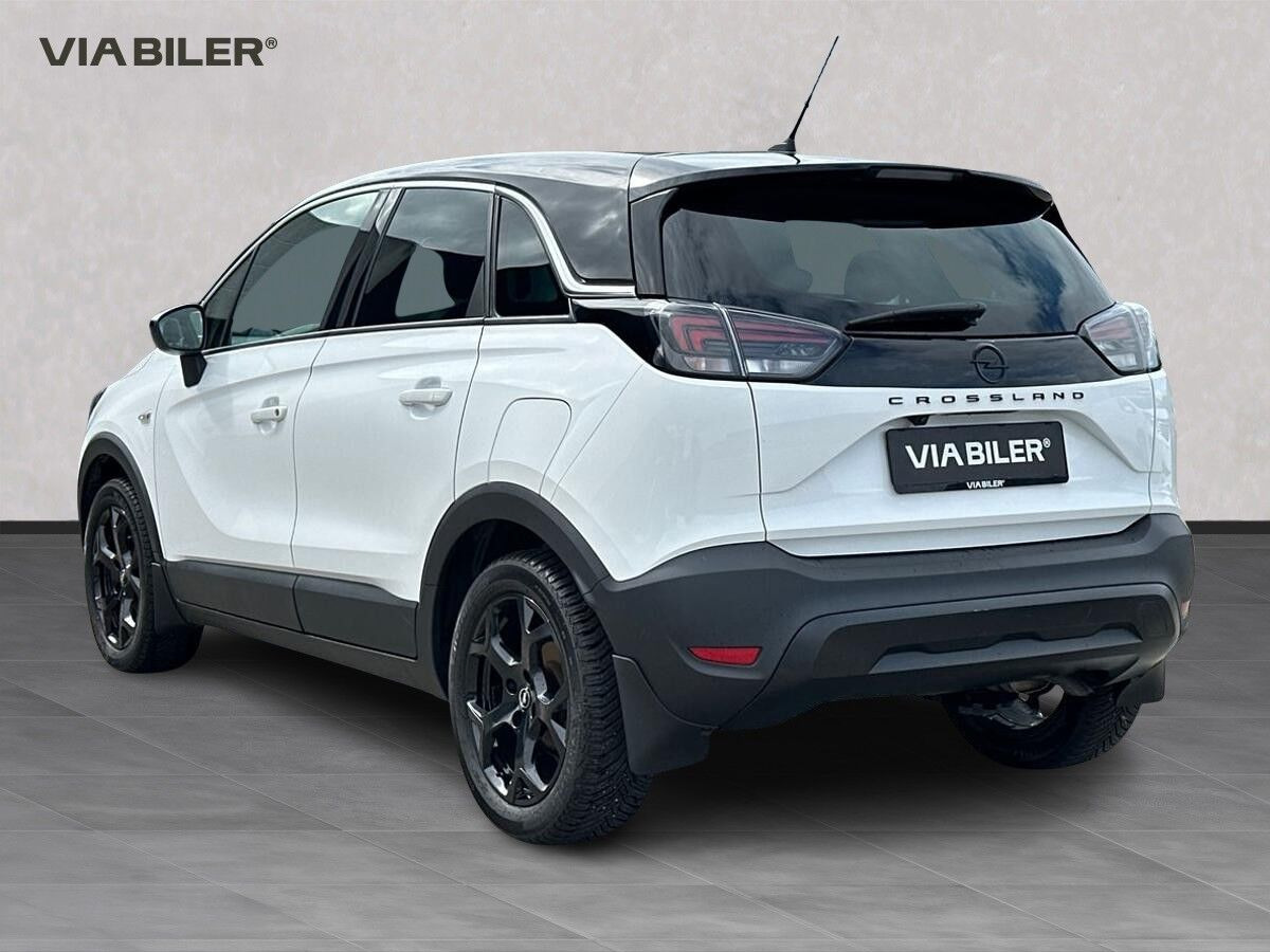Hvid Opel Crossland fra 2023