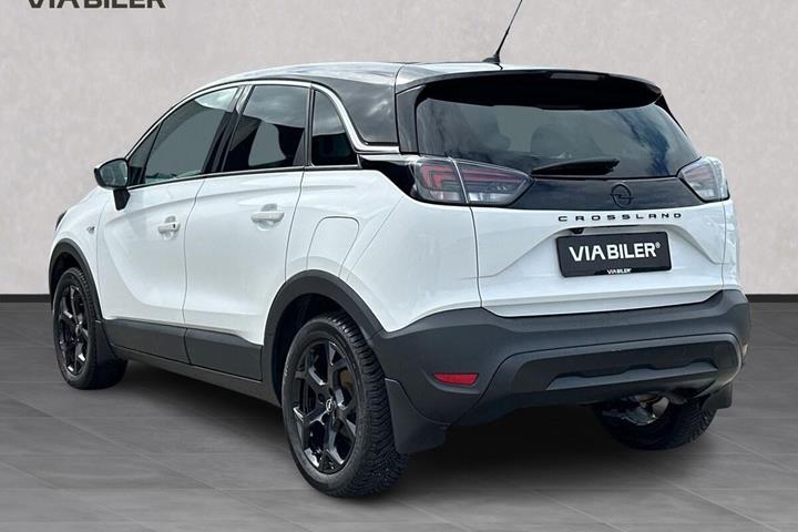 Hvid Opel Crossland fra 2023