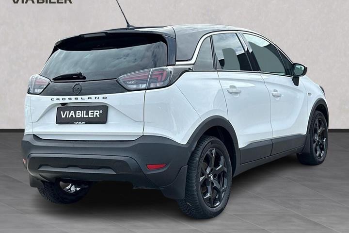 Hvid Opel Crossland fra 2023