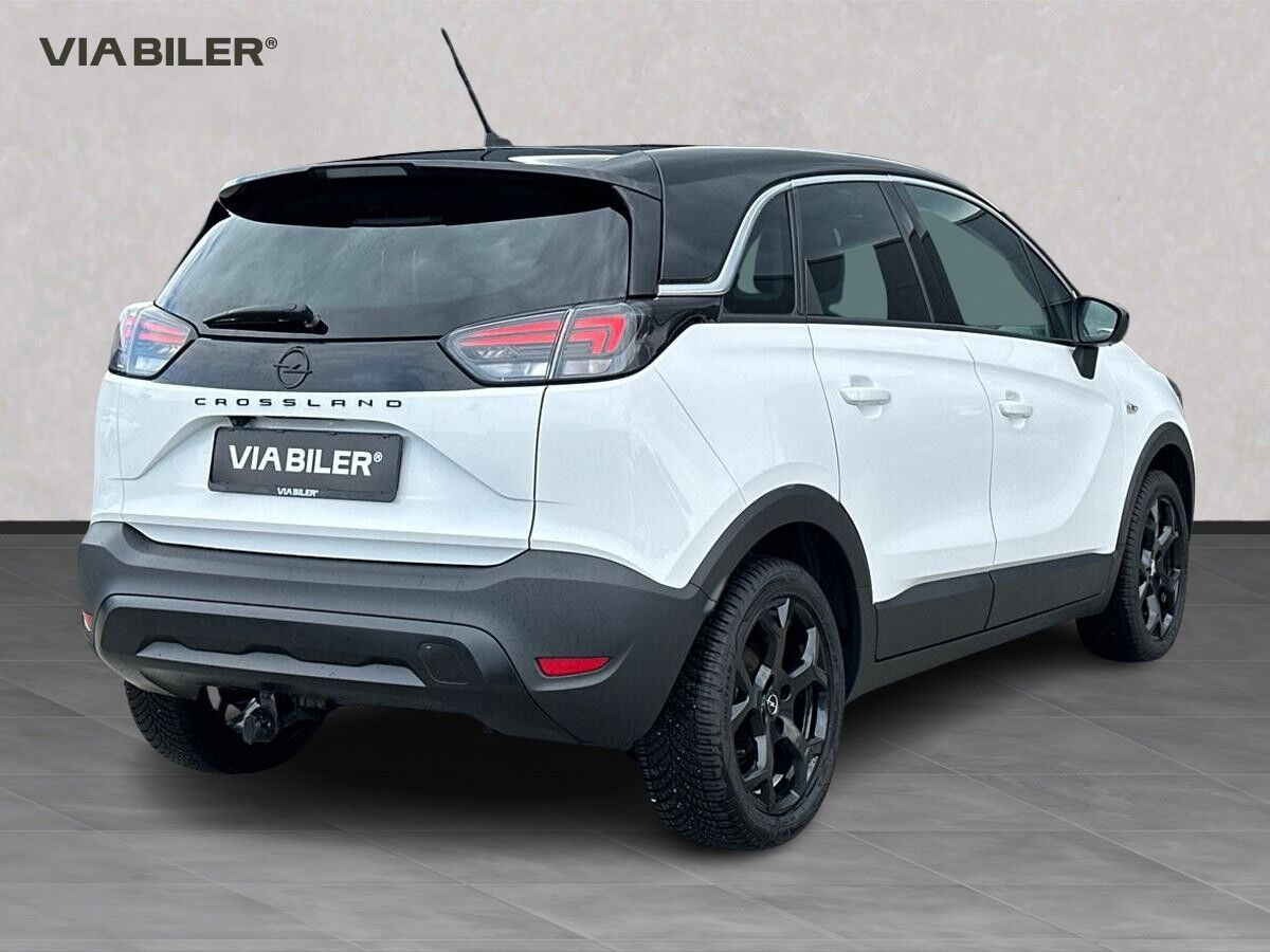 Hvid Opel Crossland fra 2023