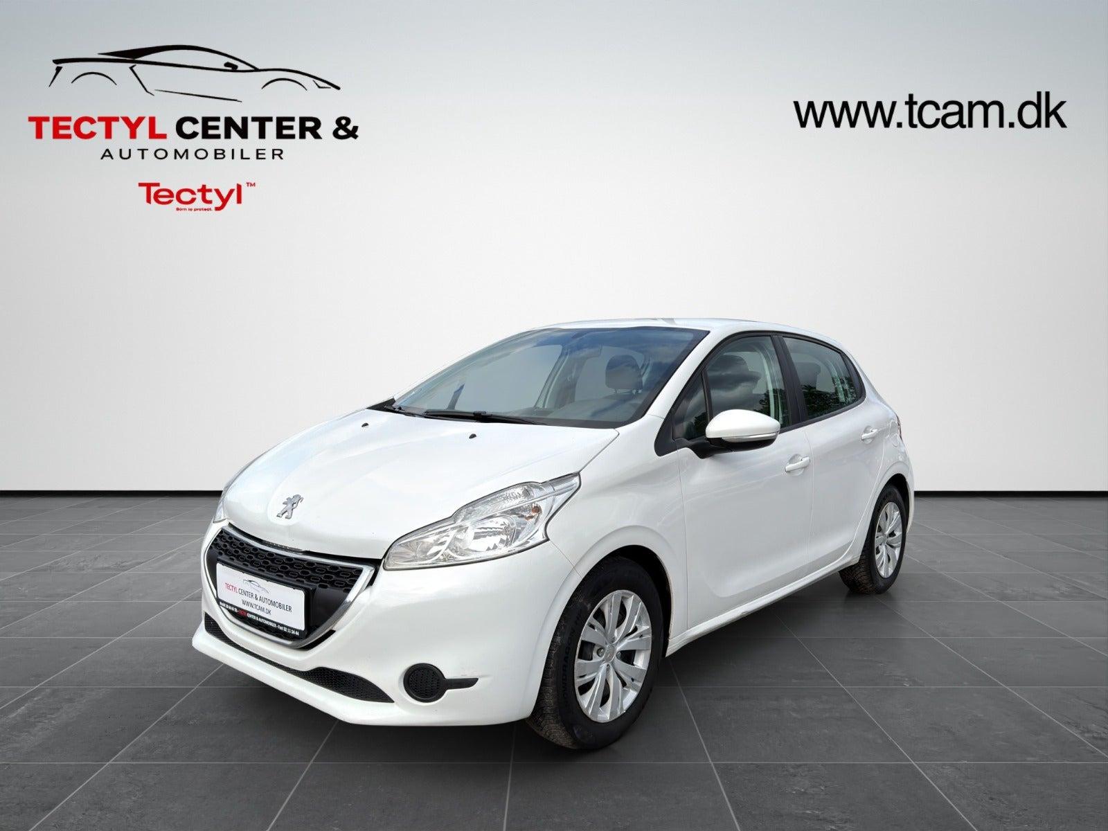 Hvid Peugeot 208 fra 2015