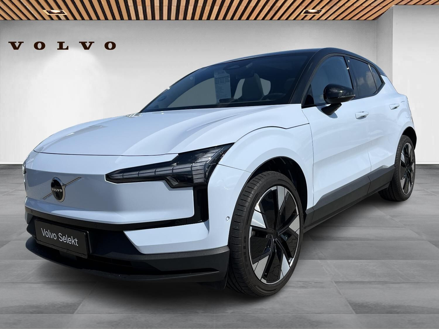 Volvo EX30 Extended Range Ultra
