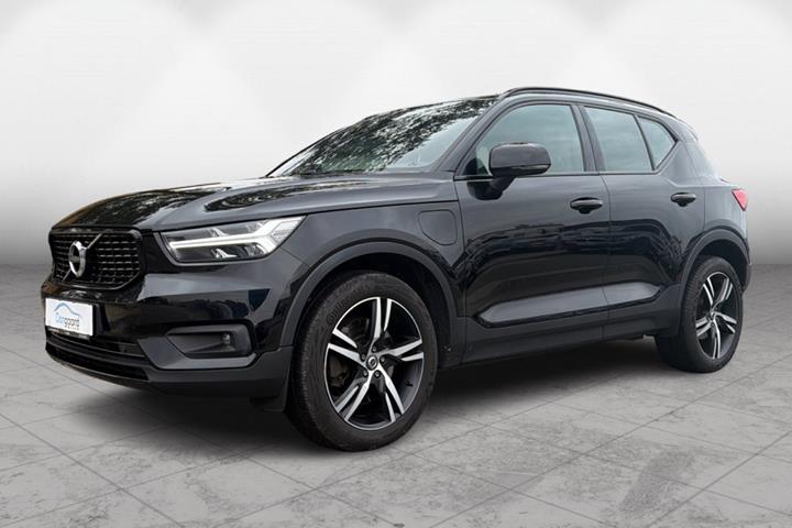 Sort Volvo XC40 fra 2022