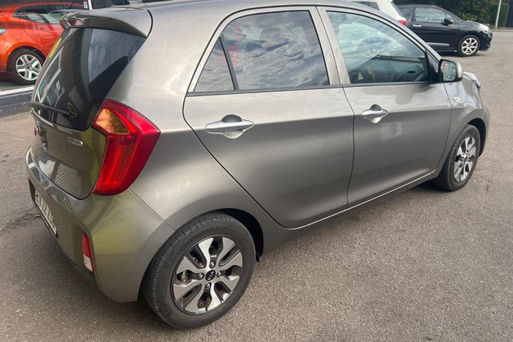 Grå Kia Picanto fra 2016