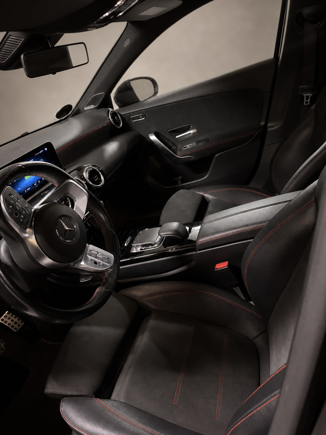 Sort Mercedes A180 d fra 2019