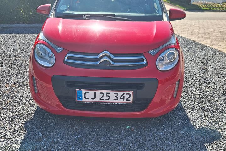 Rød Citroën C1 fra 2019