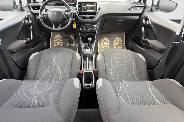 Hvid Peugeot 208 fra 2014
