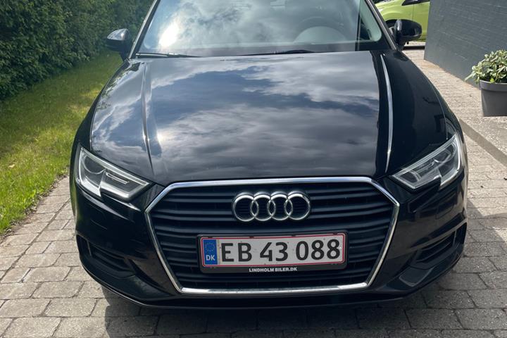 Sort Audi A3 fra 2019