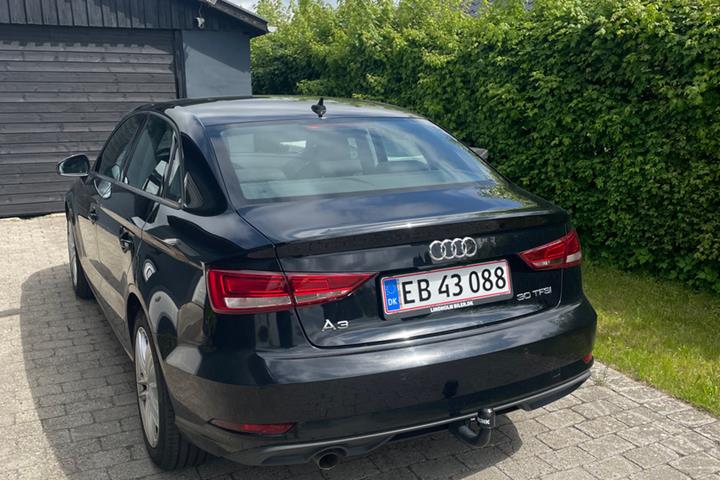 Sort Audi A3 fra 2019